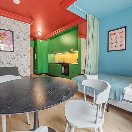 Appartamento Colorful Apt Close To The Center Great Location Varsavia Esterno foto